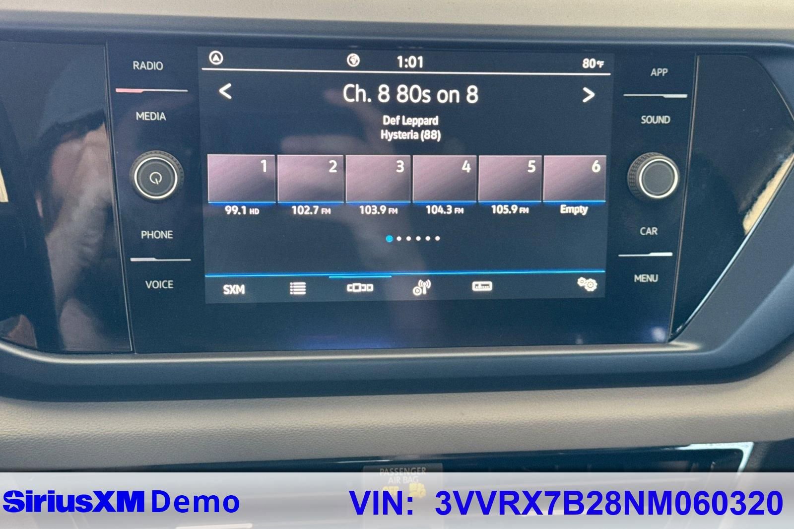 Used 2022 Volkswagen Taos SE image 27