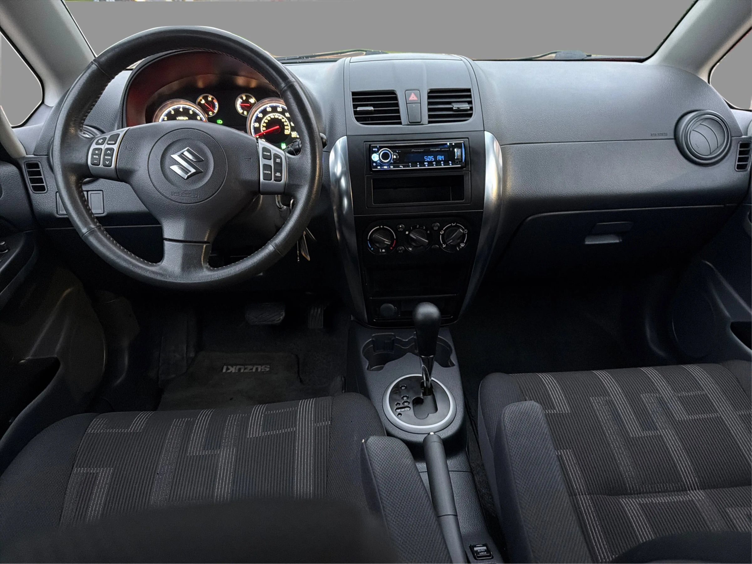 Used 2012 Suzuki SX4 AWD Hatchback image 16