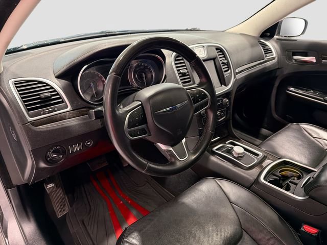Used 2019 Chrysler 300 Limited image 8