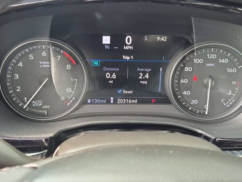 Certified 2024 Cadillac XT6 Premium Luxury w/ Technology Package FWD image 3