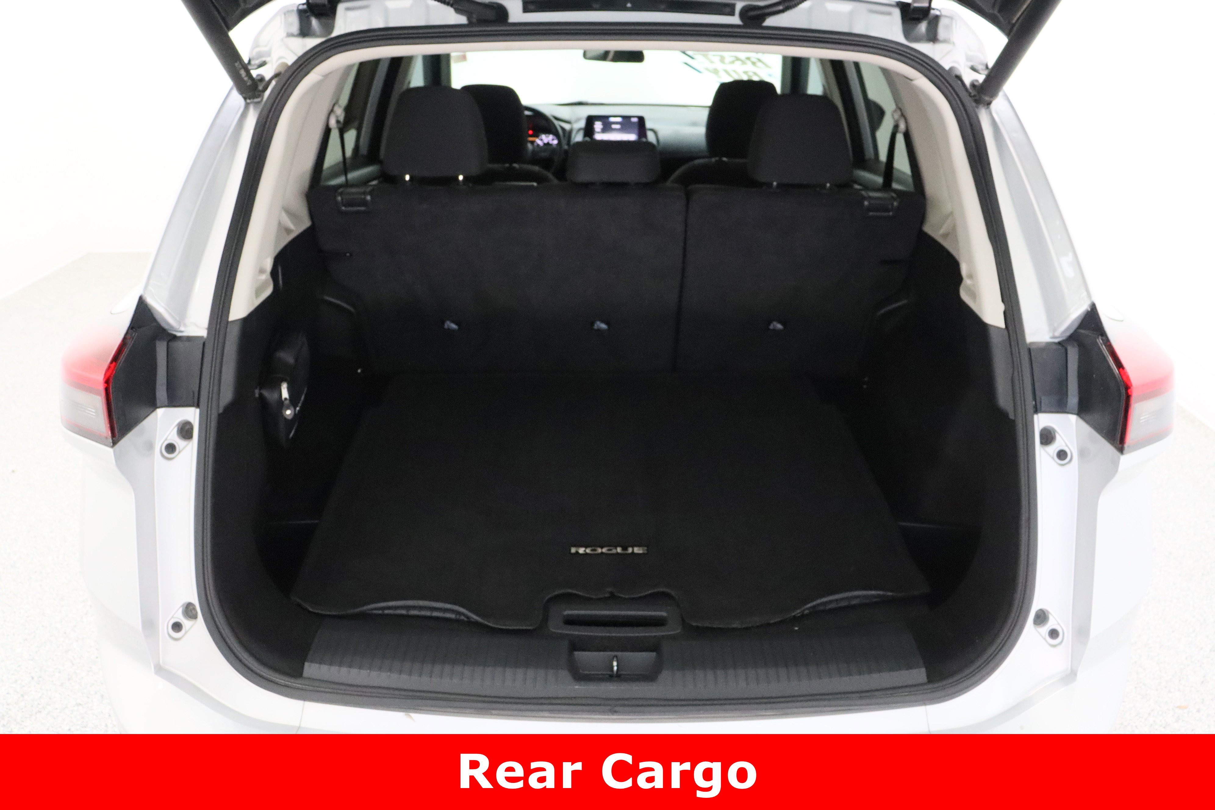 Used 2024 Nissan Rogue SV image 32