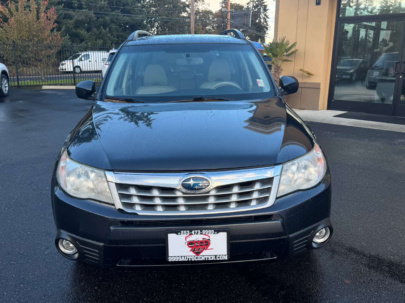 Used 2011 Subaru Forester 2.5X Limited AWD/4WD image 2