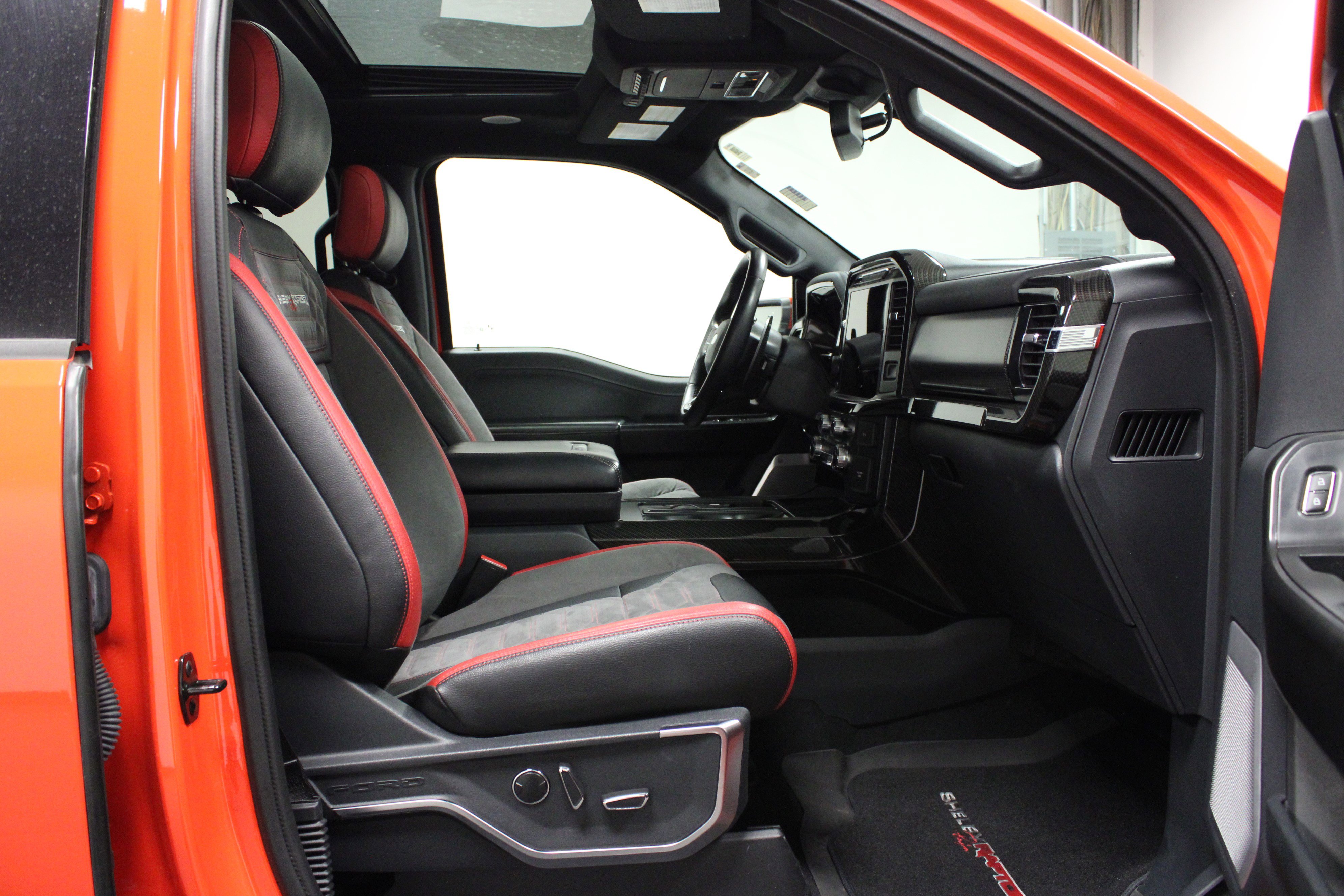 Used 2023 Ford F150 Raptor w/ Raptor Carbon Fiber Package image 16