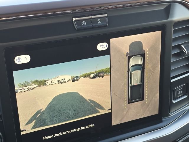 Used 2025 Ford F250 King Ranch w/ Chrome Package image 35