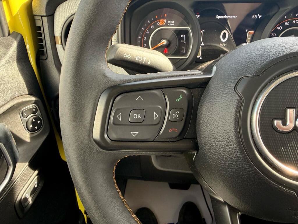 Used 2024 Jeep Wrangler Sport AWD/4WD image 16
