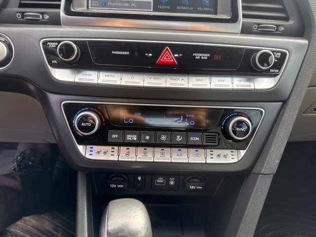 Used 2019 Hyundai Sonata Limited w/ Ultimate Package 02 FWD image 32