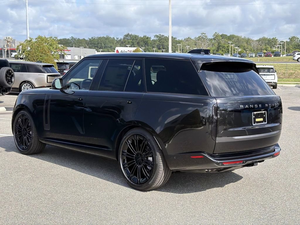 New 2026 Land Rover Range Rover SE AWD/4WD image 3