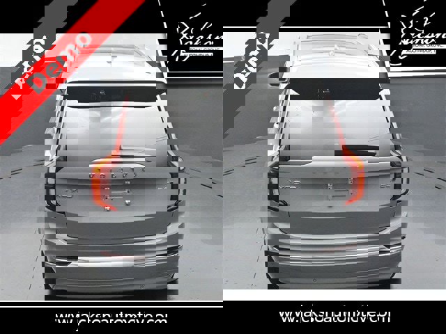 New 2025 Volvo XC90 B5 Core w/ Protection Package image 43