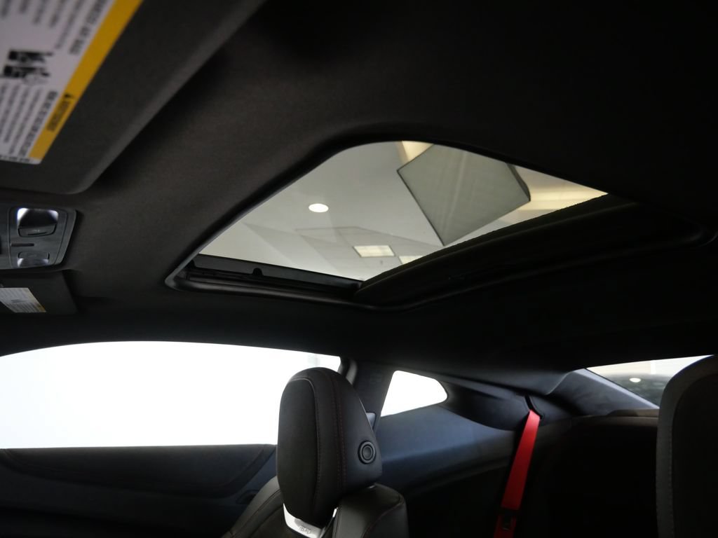 Used 2017 Chevrolet Camaro ZL1 RWD image 25