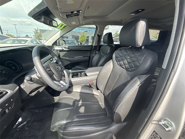 Certified 2022 Hyundai Palisade Limited w/ Winter Package image 11