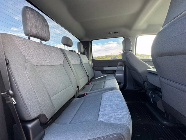 New 2027 Ford F250 XLT w/ XLT Premium Package AWD/4WD image 24