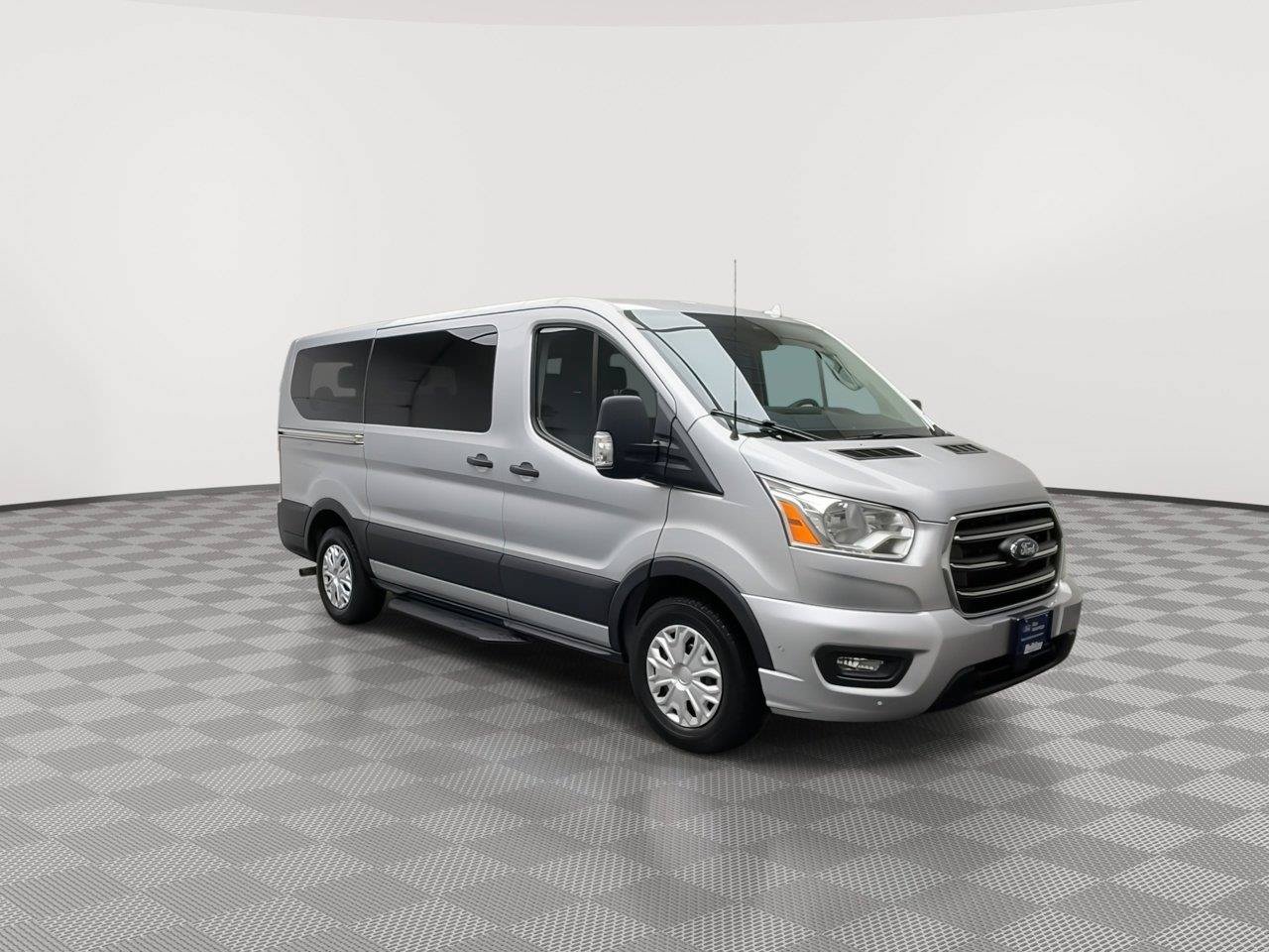 Certified 2020 Ford Transit 150 XLT RWD image 26