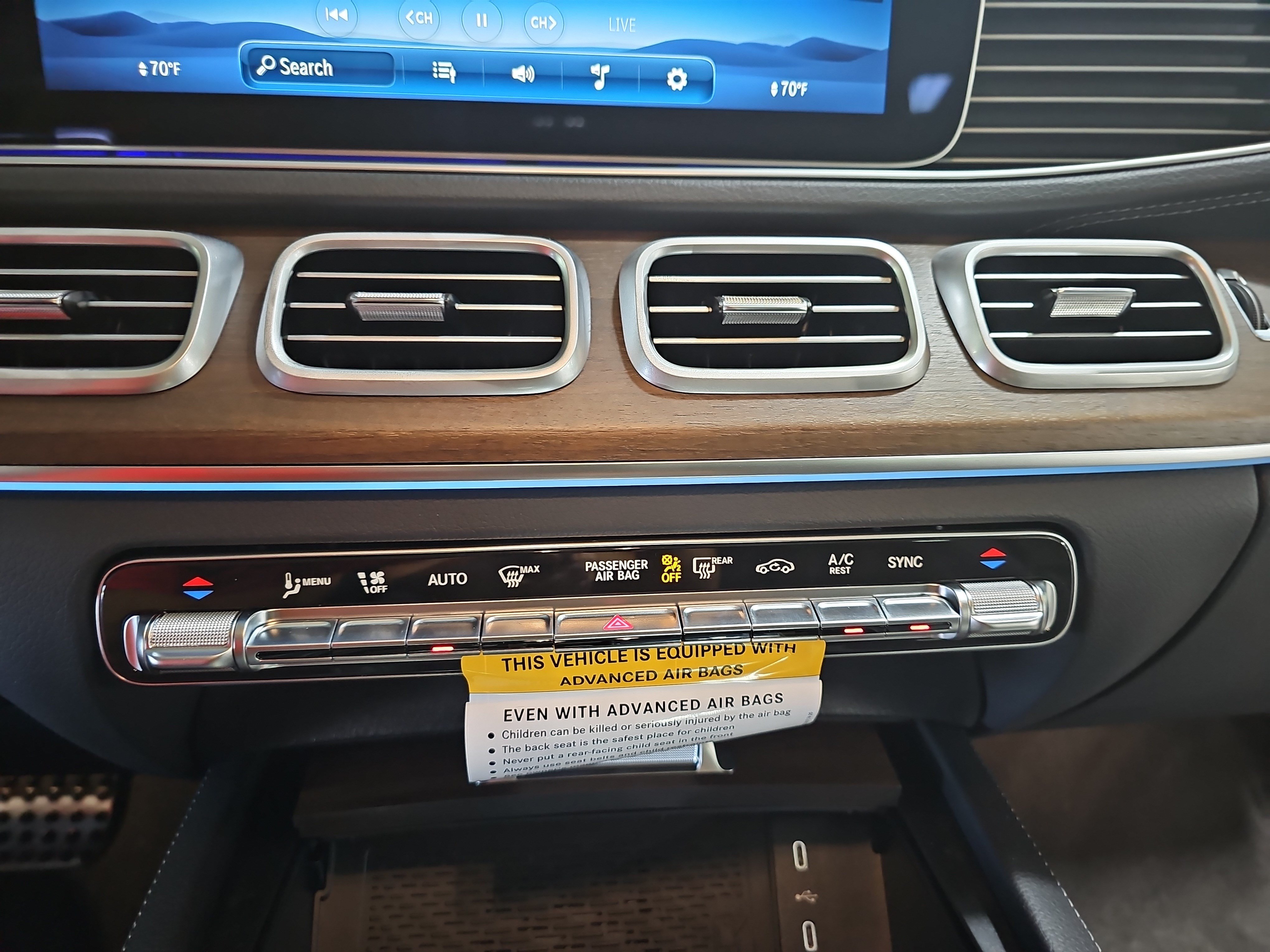 New 2026 Mercedes-Benz GLS 450 4MATIC image 21