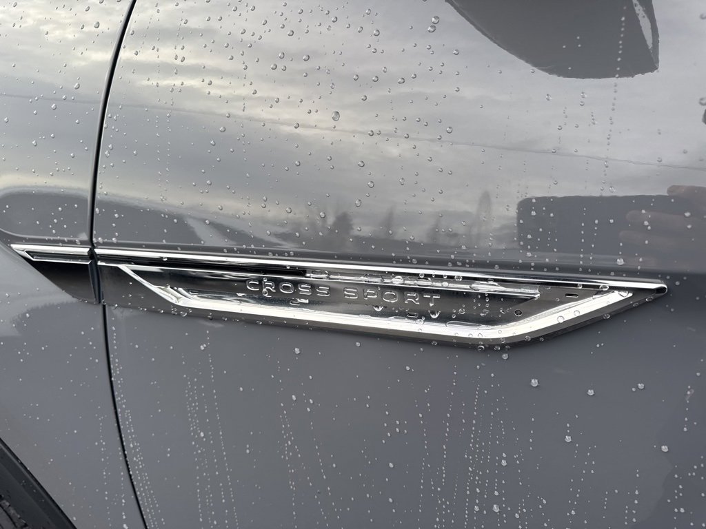 Used 2021 Volkswagen Atlas Cross Sport SEL Premium image 10