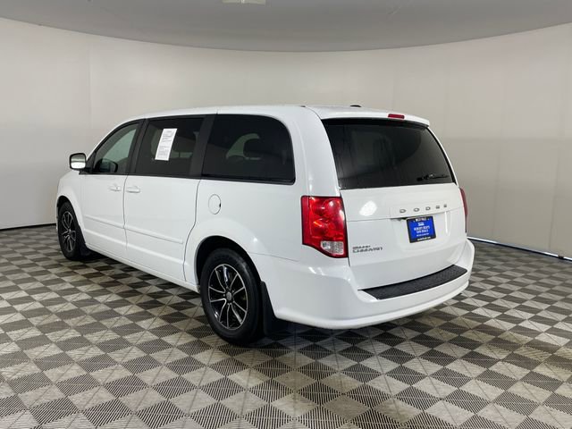 Used 2015 Dodge Grand Caravan SXT image 18