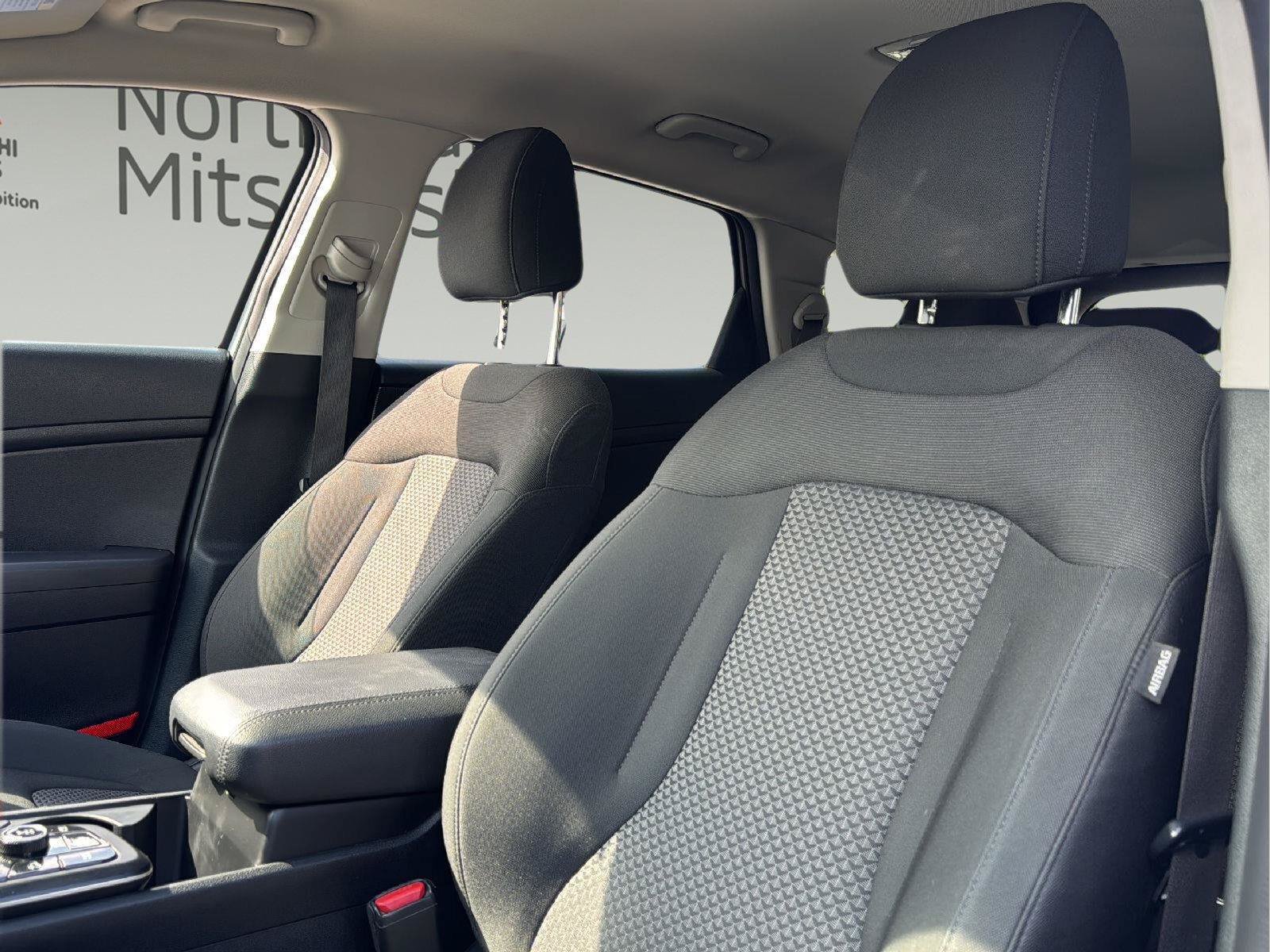 Used 2025 Kia Sportage LX AWD/4WD image 20