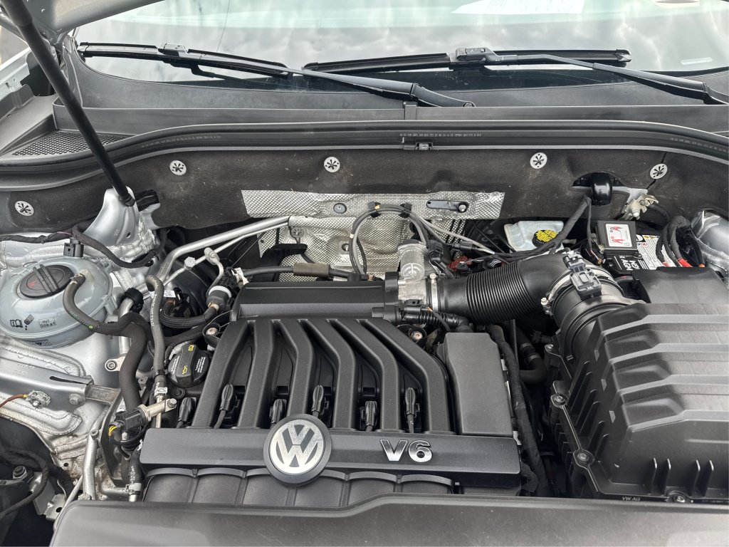 Used 2018 Volkswagen Atlas SEL Premium AWD/4WD image 14