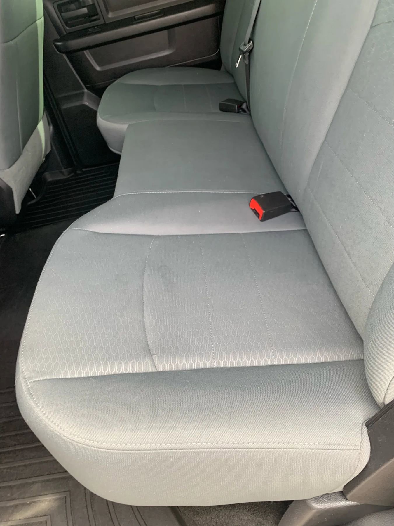 Used 2015 RAM 1500 Express image 17