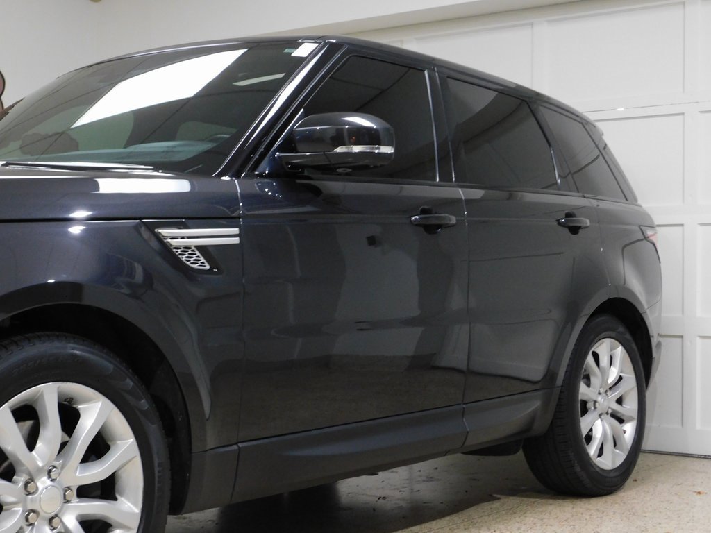 Used 2014 Land Rover Range Rover Sport HSE image 18