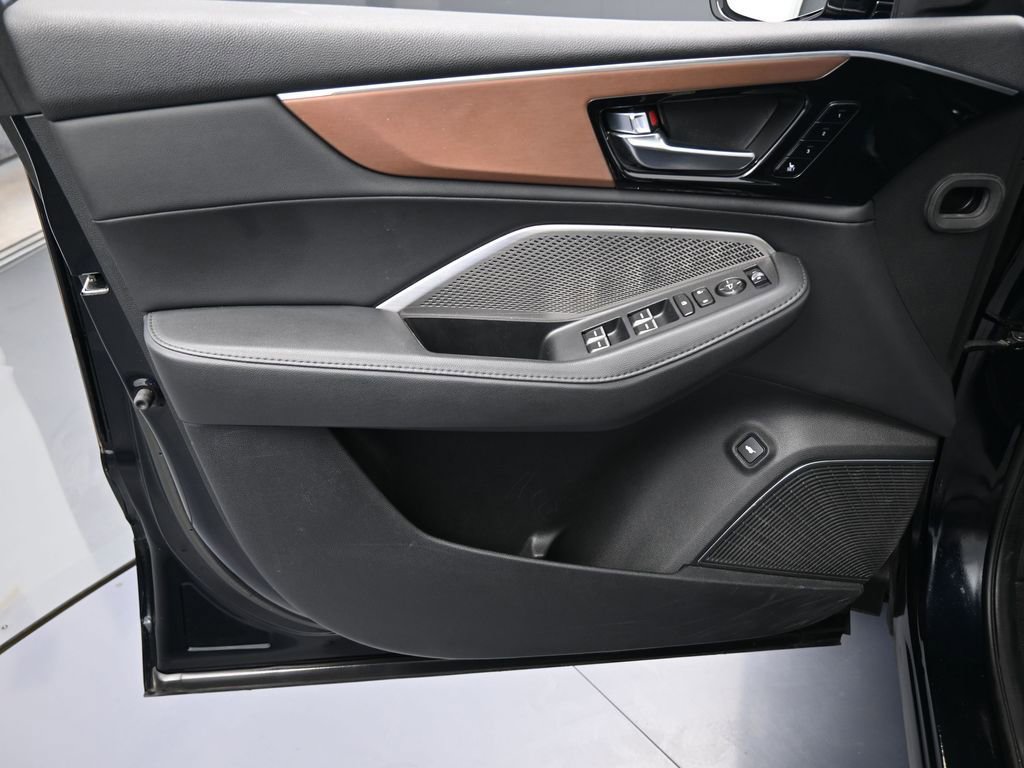 Used 2022 Acura MDX FWD image 13