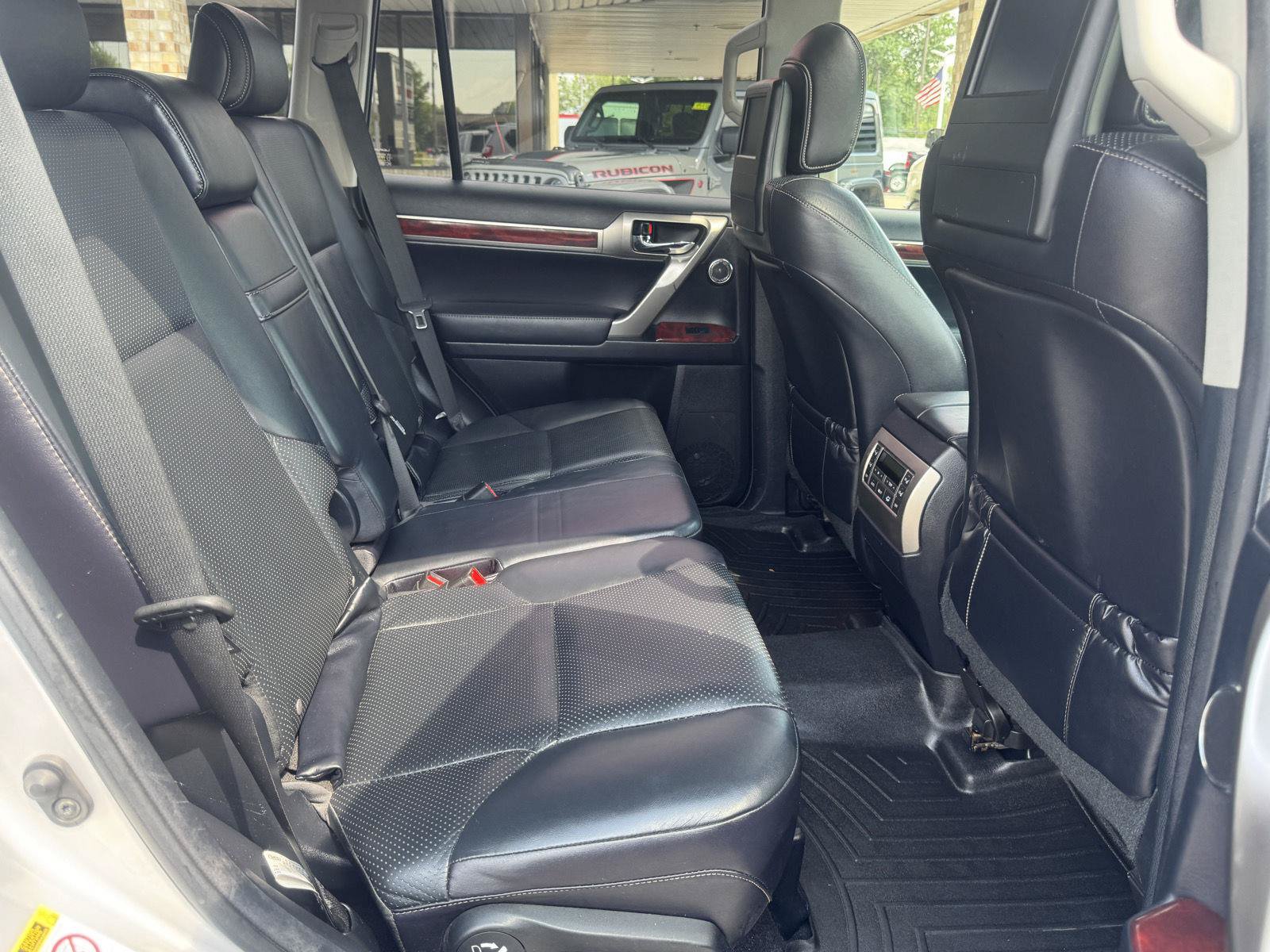 Used 2012 Lexus GX 460 Premium AWD/4WD image 32