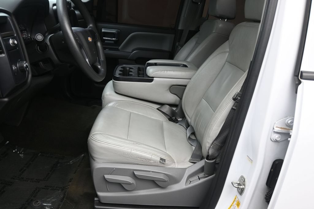 Used 2016 Chevrolet Silverado 1500 Custom w/ Custom Convenience Package RWD image 15