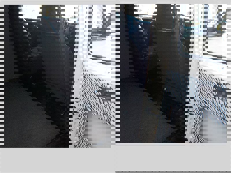 Used 2002 Dodge B1500 image 28