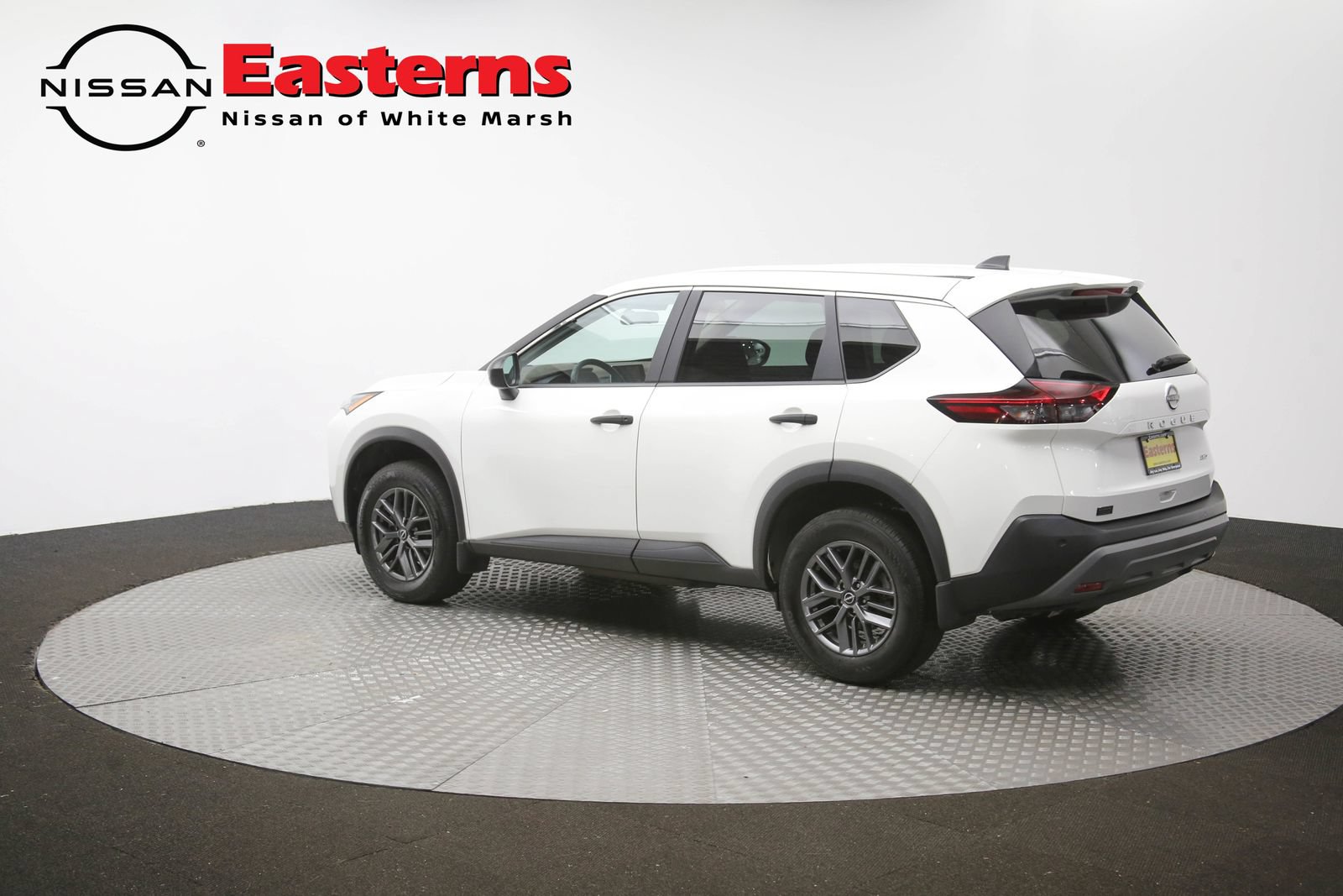 Used 2023 Nissan Rogue S AWD/4WD image 63