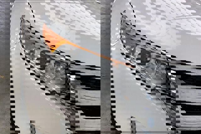 Used 2013 Ford Edge SEL image 25