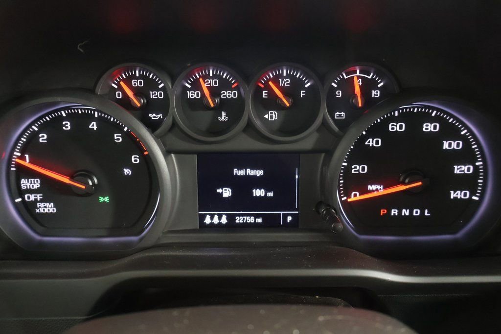 Used 2024 Chevrolet Silverado 1500 Custom Trail Boss w/ Dark Appearance Package image 4