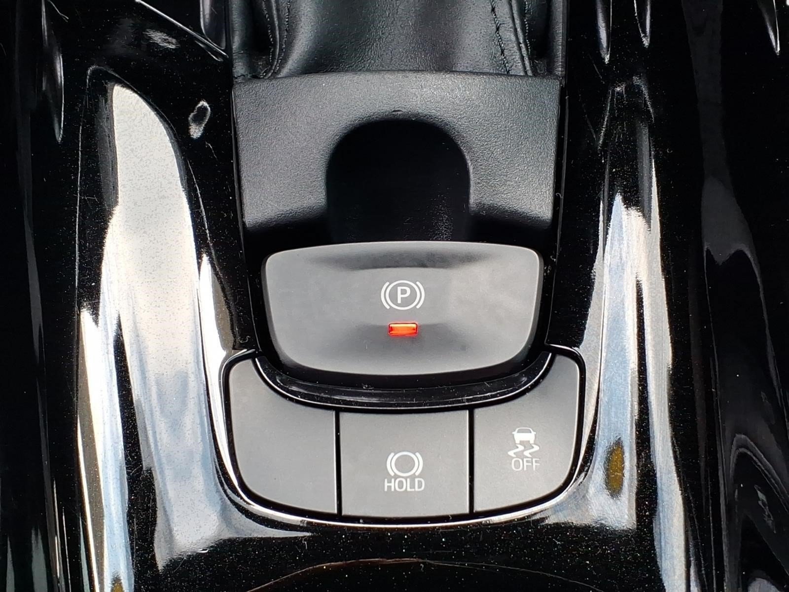 Used 2019 Toyota C-HR Limited FWD image 21