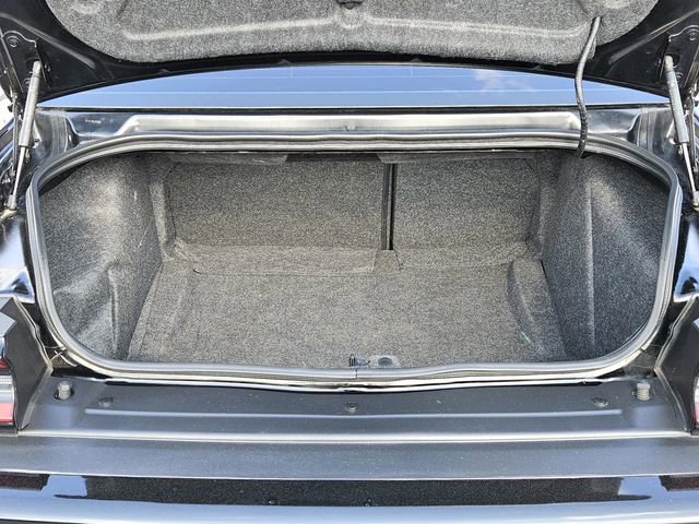 Used 2022 Dodge Challenger R/T w/ Shaker Package image 12