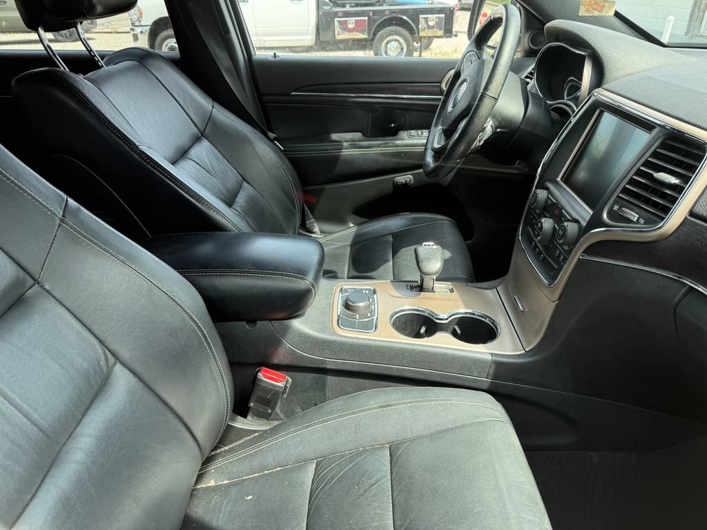 Used 2014 Jeep Grand Cherokee Limited w/ Trailer Tow Group IV AWD/4WD image 4