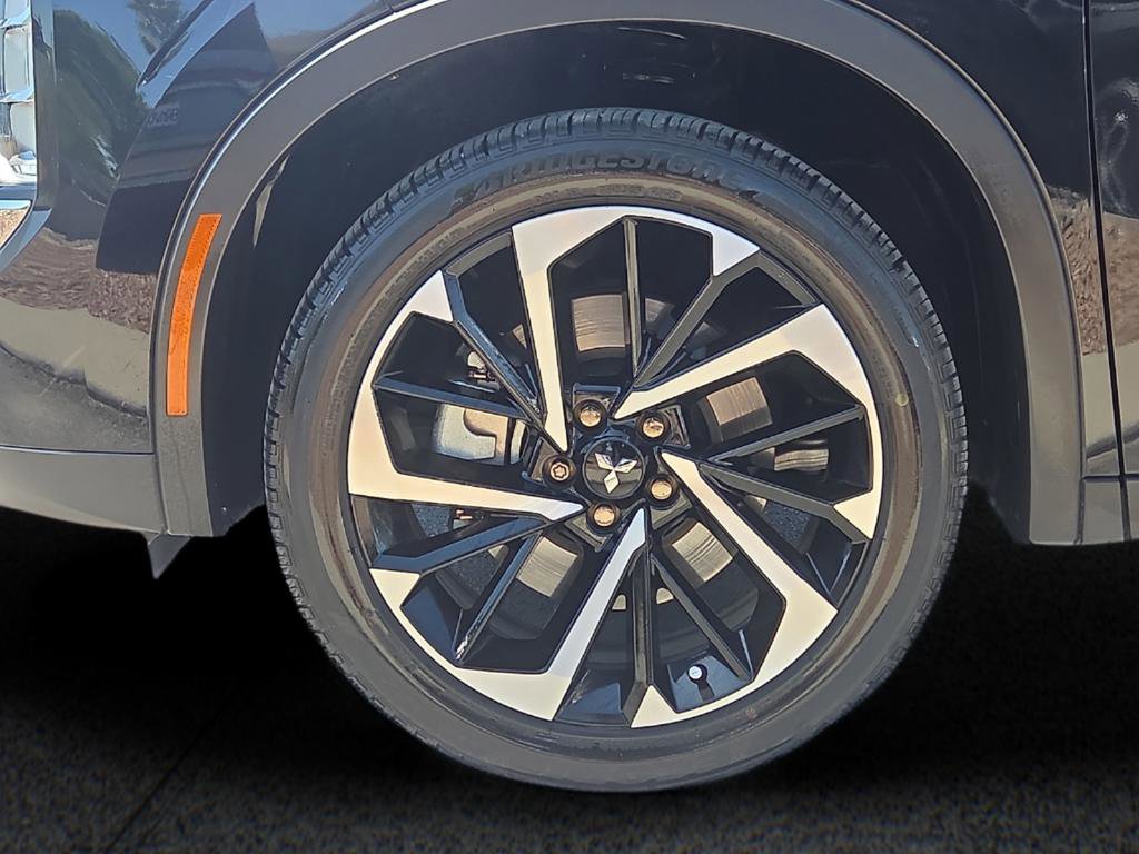 Used 2024 Mitsubishi Outlander SE AWD/4WD image 19