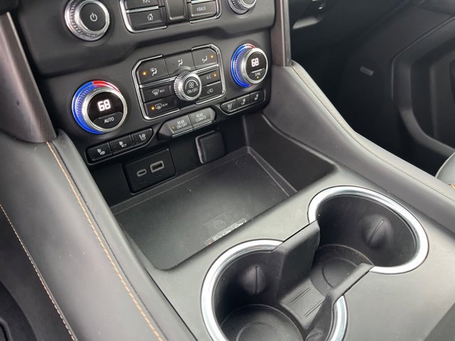 Used 2023 GMC Yukon AT4 w/ AT4 Premium Plus Package image 30