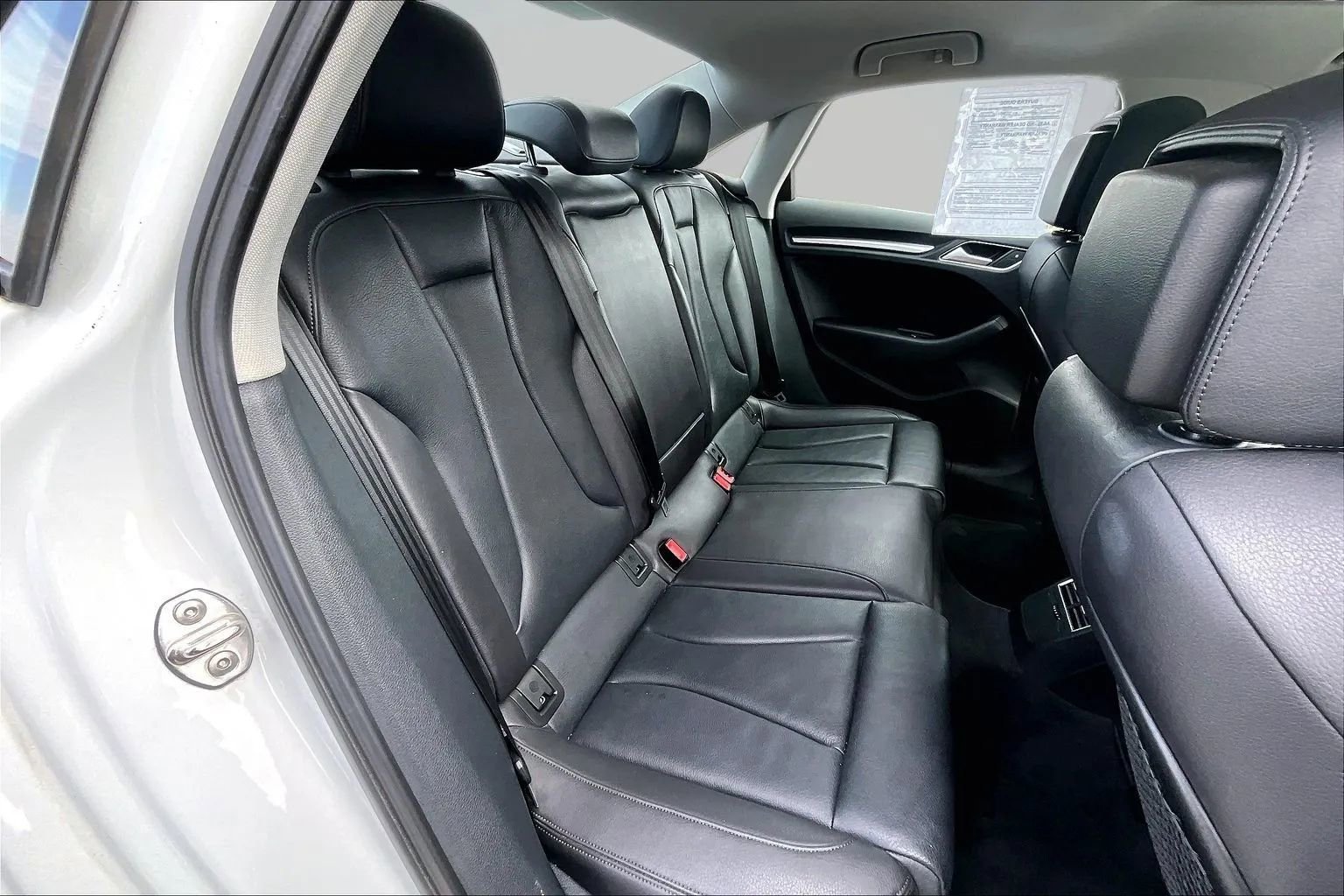 Used 2015 Audi A3 TDI Premium Plus w/ Premium Plus Package FWD image 31