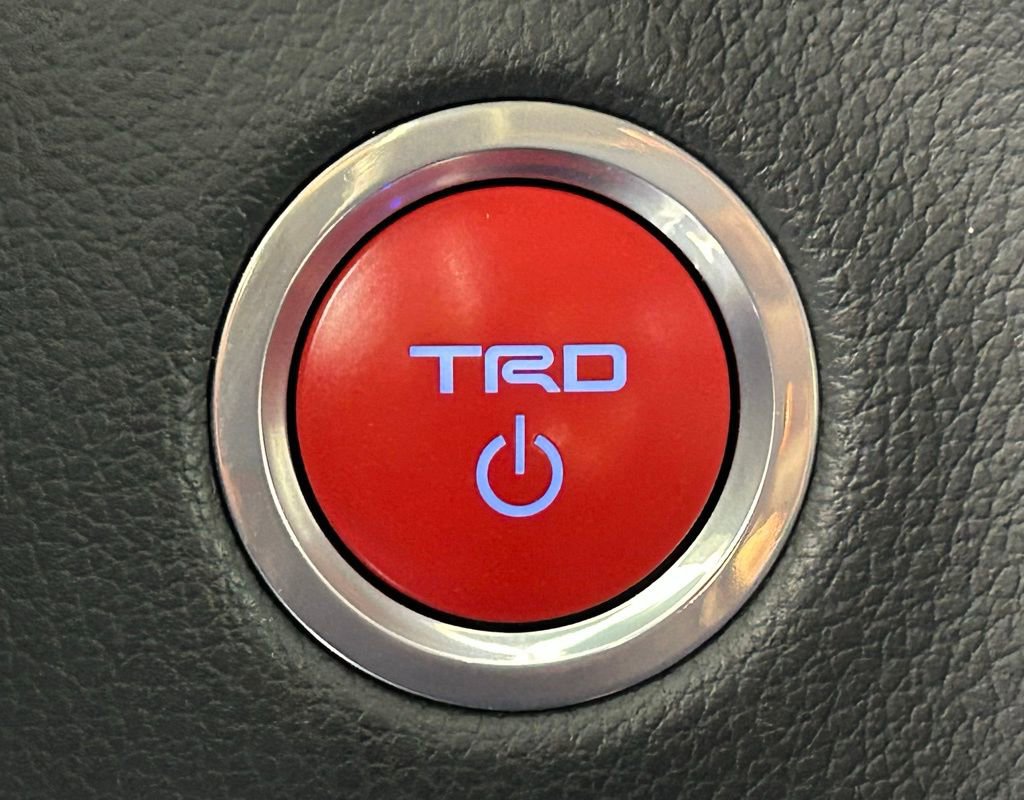 Used 2024 Toyota Sequoia Limited image 29