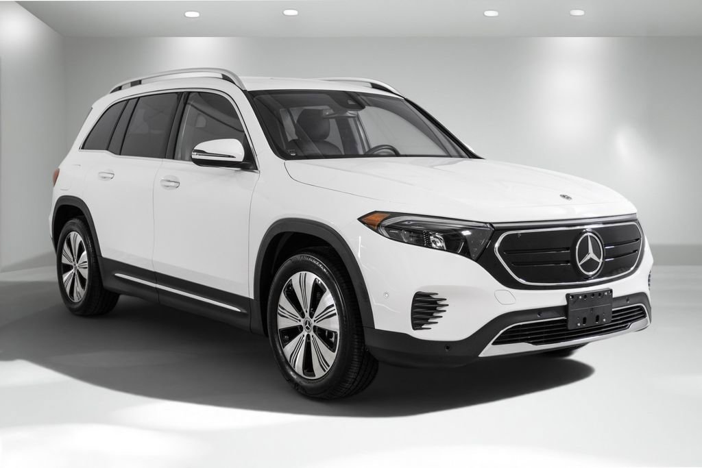 Used 2023 Mercedes-Benz EQB 250+ w/ Exclusive Package image 5