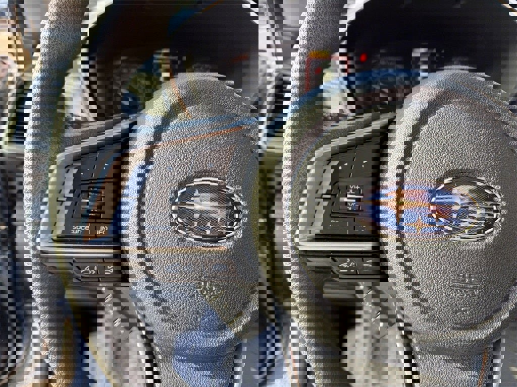 Used 2018 Subaru Impreza 2.0i Premium w/ Eyesight & BSD & Rcta image 17