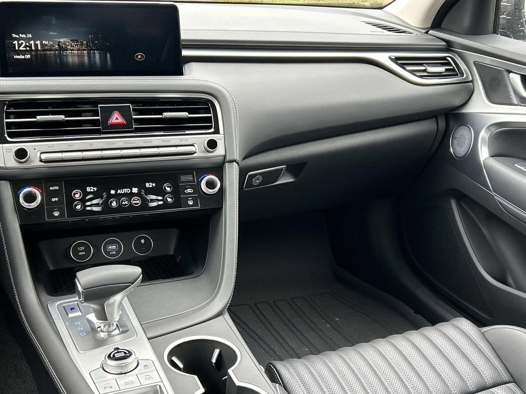 New 2026 Genesis G70 2.5T Prestige image 26