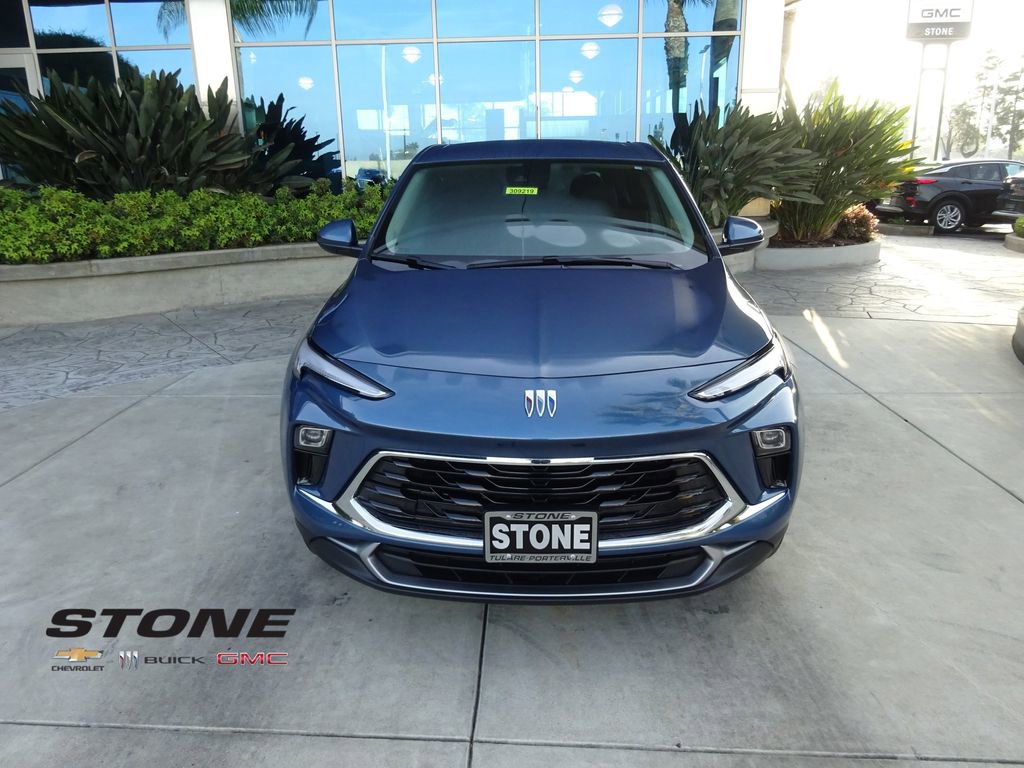 Used 2026 Buick Encore GX Preferred w/ Comfort Package image 2