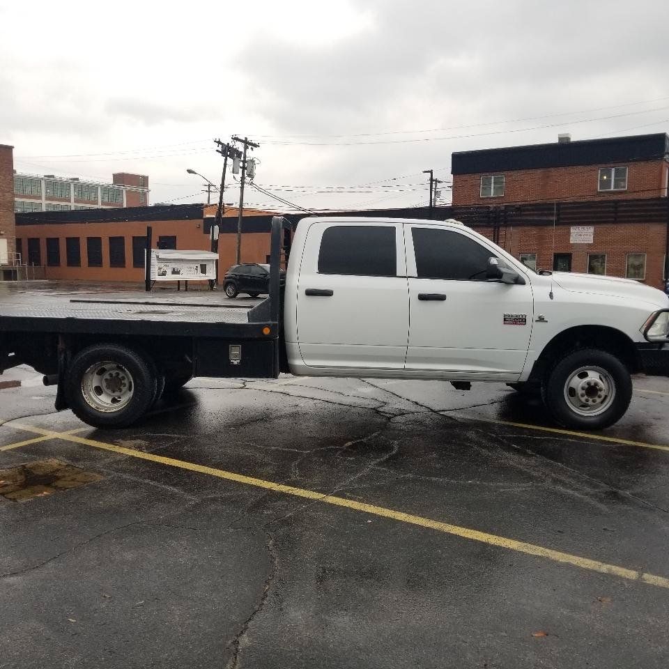Used 2012 RAM 3500 ST w/ ST Decor Group AWD/4WD image 6