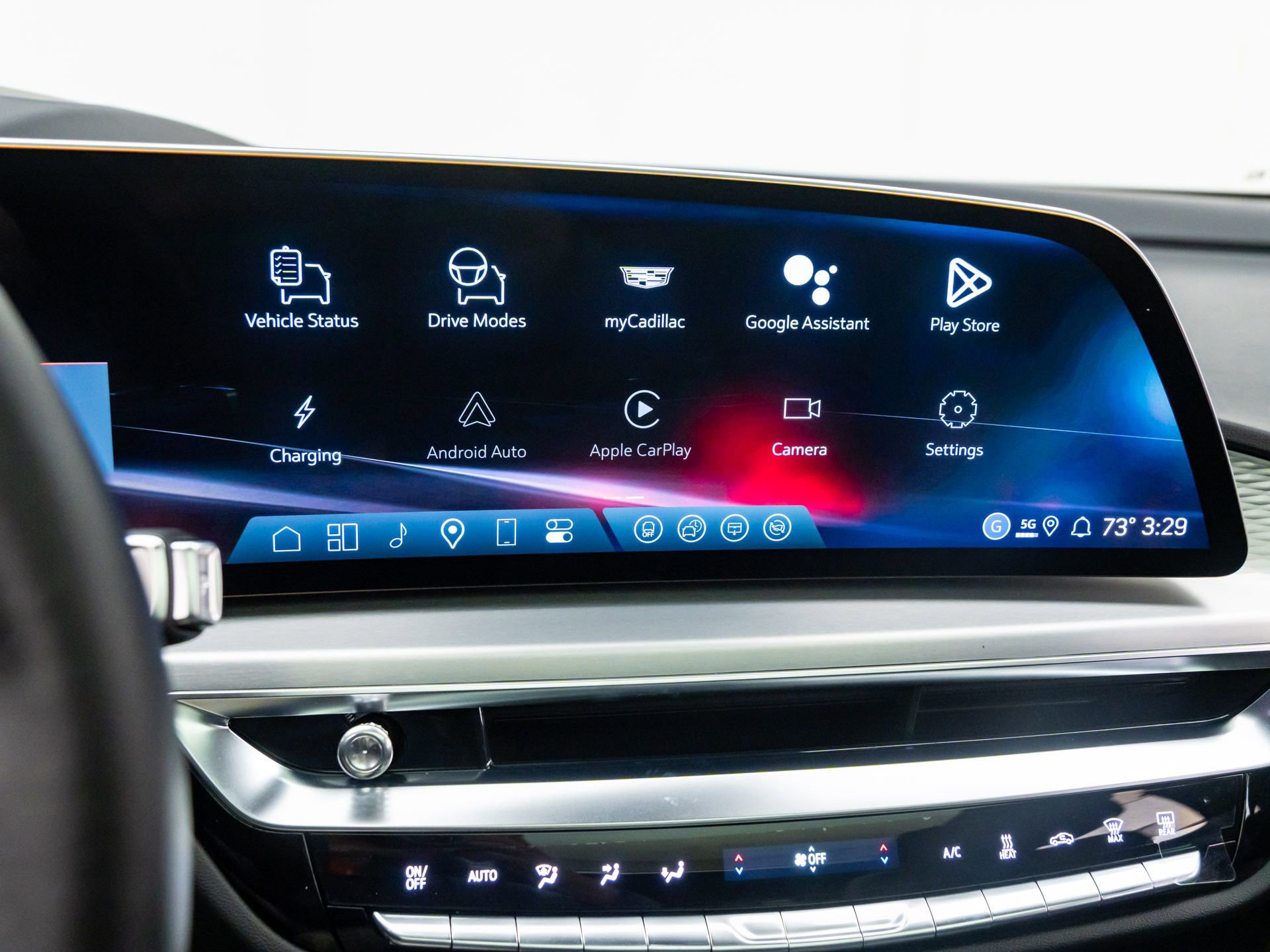 New 2026 Cadillac Lyriq V w/ LPO, Floor Liner Package AWD/4WD image 23