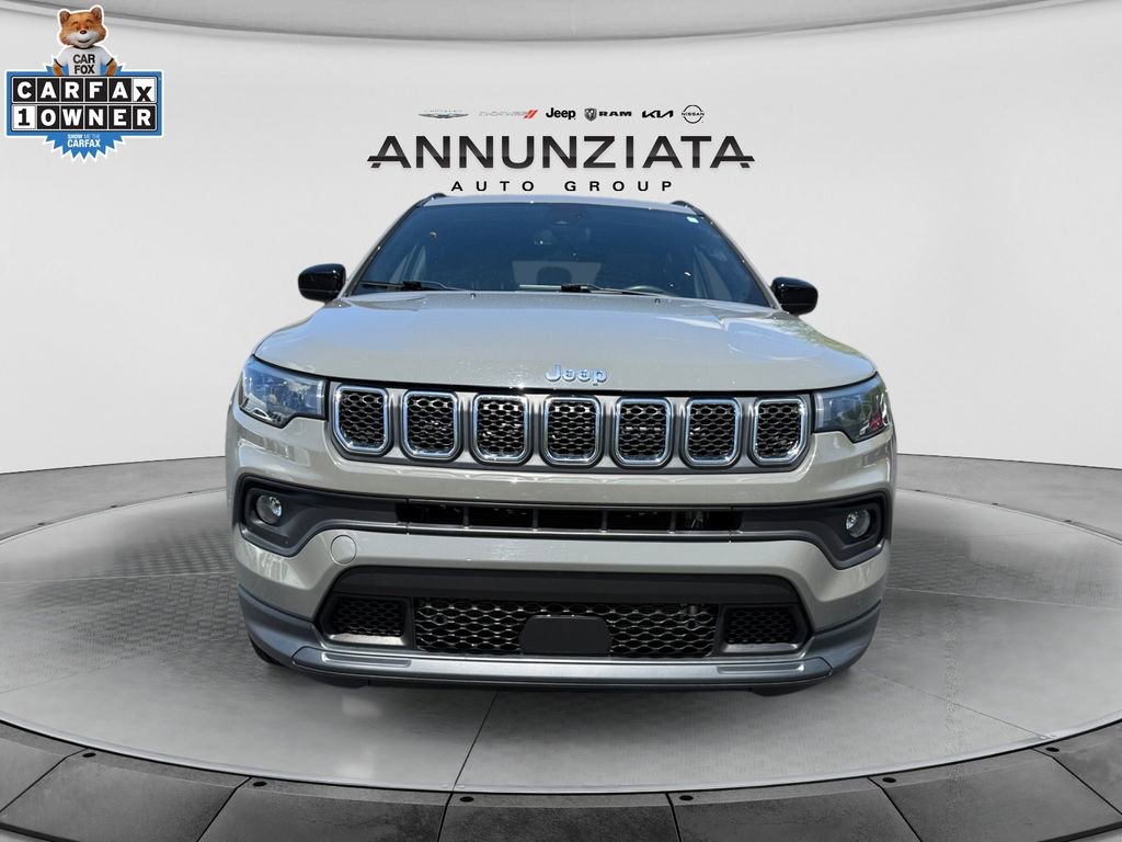 Used 2023 Jeep Compass Latitude w/ Sun and Sound Group AWD/4WD image 8