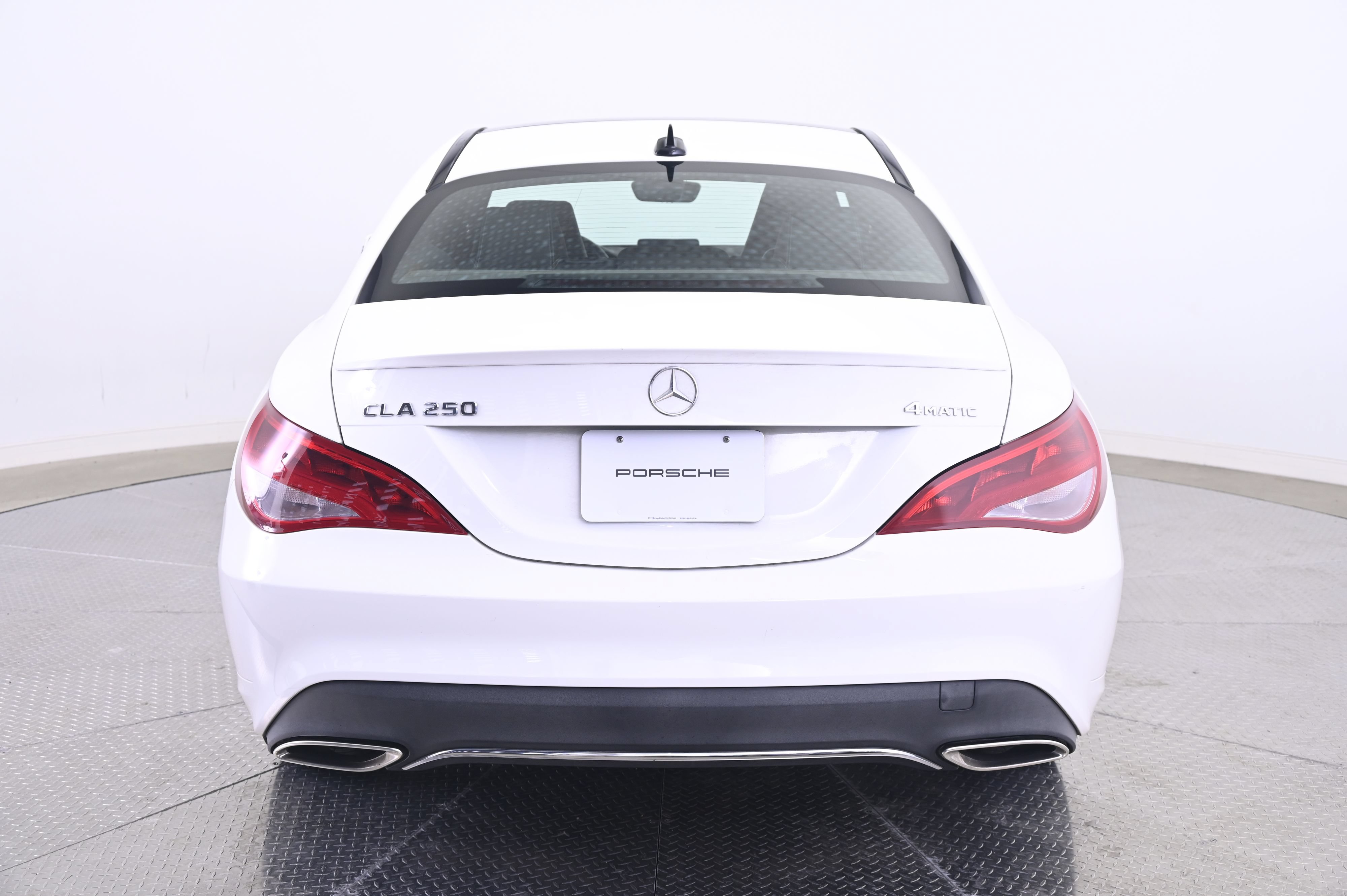 Used 2018 Mercedes-Benz CLA 250 4MATIC image 6