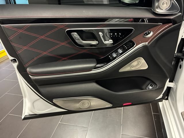 Used 2024 Mercedes-Benz S 63 AMG S image 10