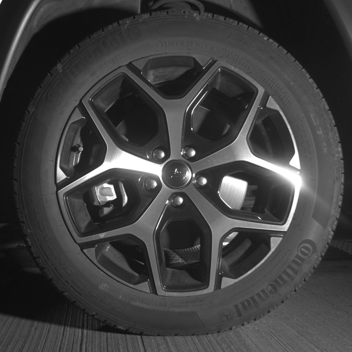 Used 2025 Jeep Compass Limited image 12