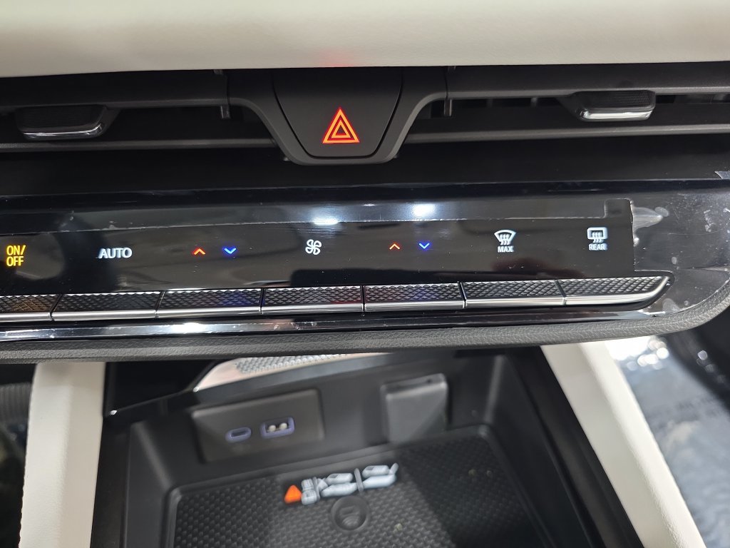New 2026 Buick Envision Avenir AWD/4WD image 23