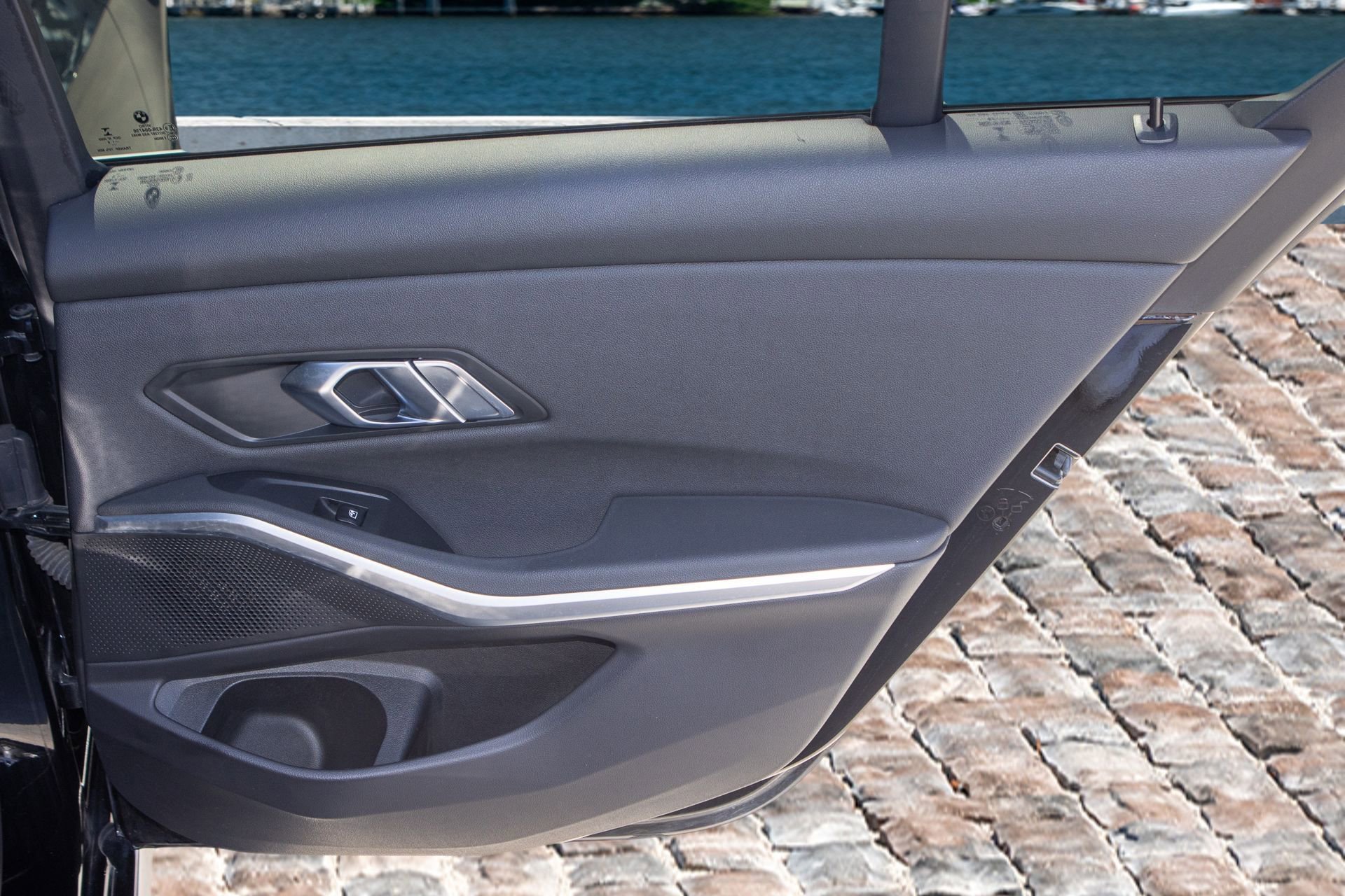 Used 2019 BMW 330i xDrive Sedan w/ Driving Assistance Package image 13