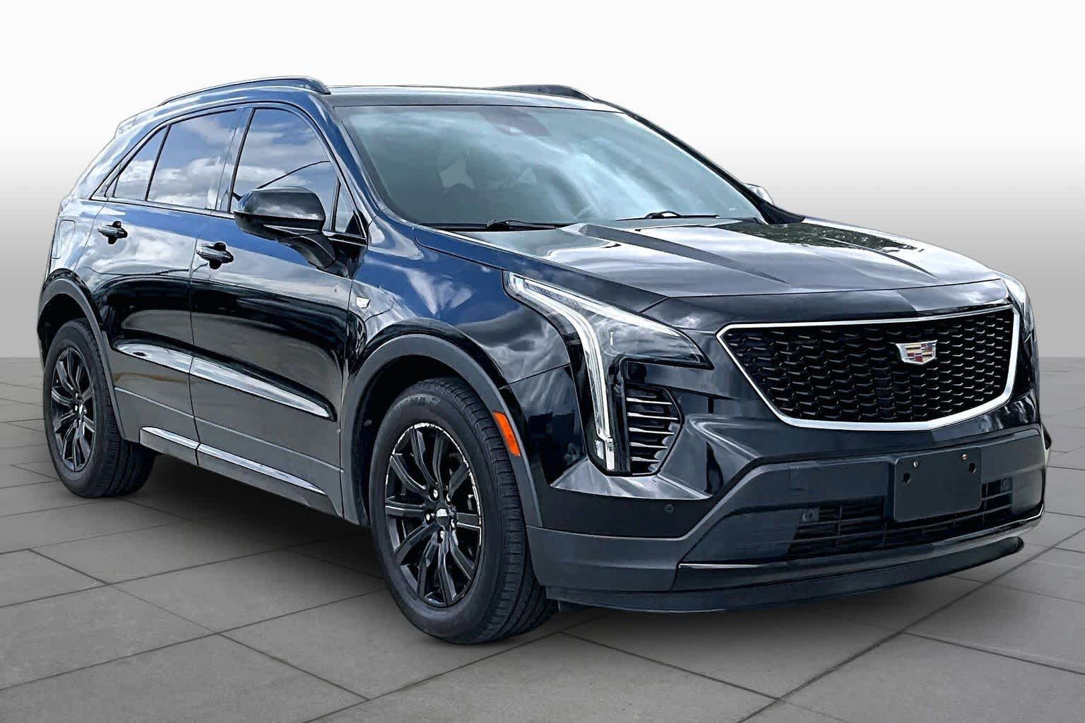 Used 2019 Cadillac XT4 Sport FWD image 3